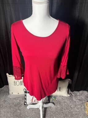 SuperLine Women's Scoop Neck Red Long-Sleeve Top with Lace Bell Cuffs Size S